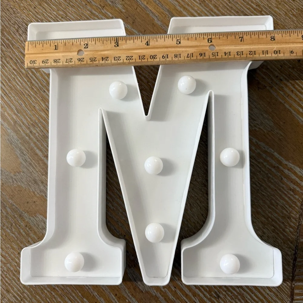 Mr and Mrs Light up LED letter set - Picture 4 of 5